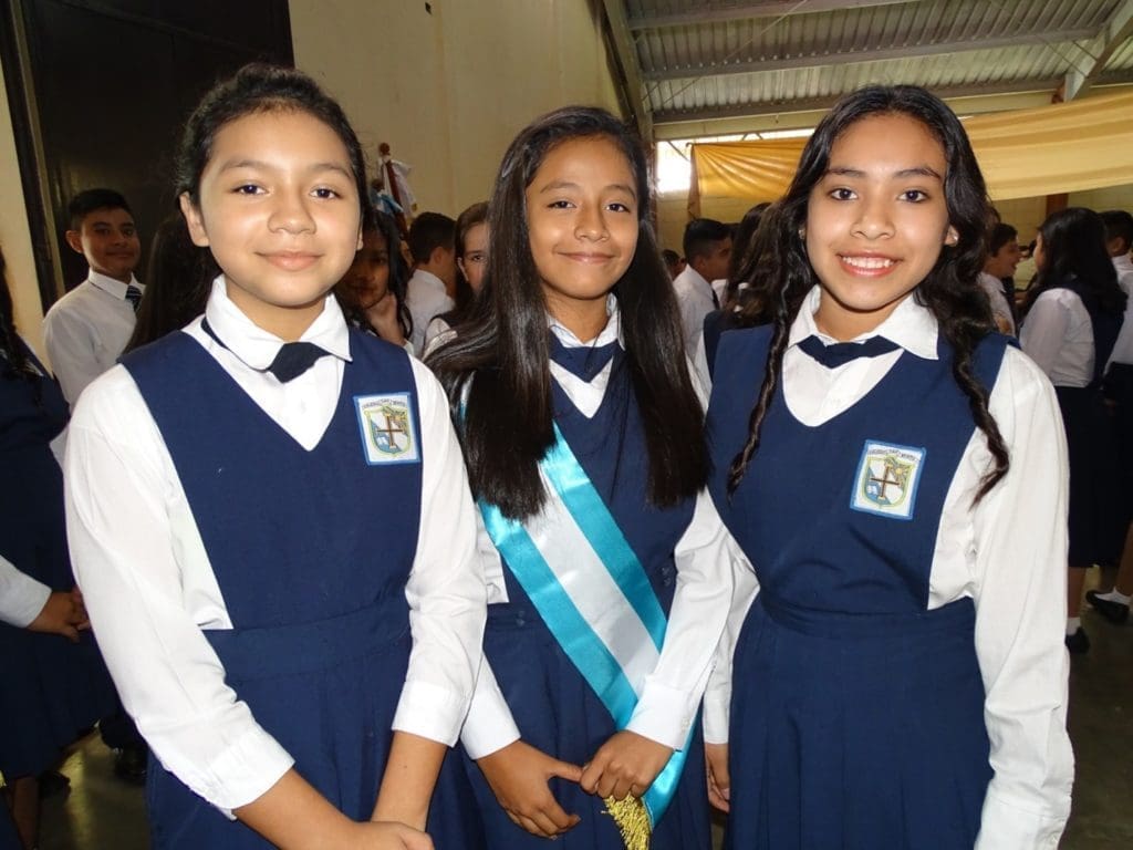 G.E.M. Junior High Graduates G.E.M. Junior High Graduates